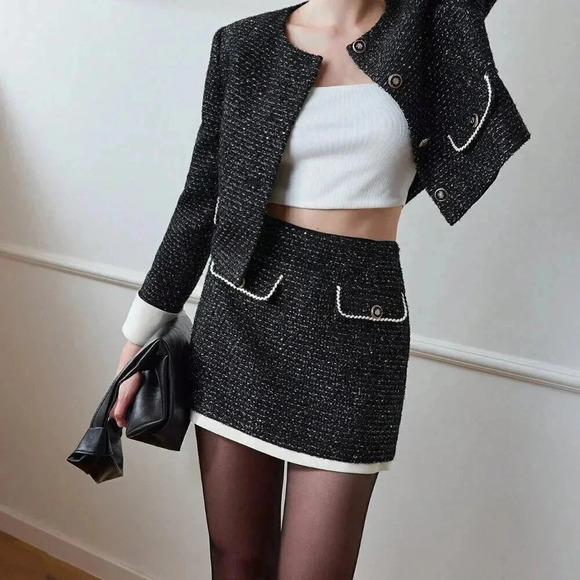 Black Elegant Women's Contrast Binding Flap Detail Skirt - Picture 1 of 8